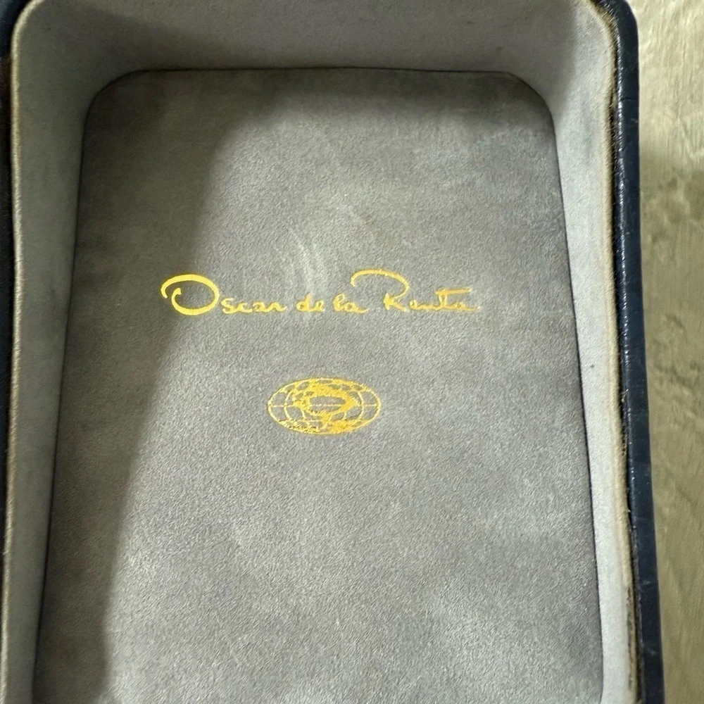 Vintage Oscar De La Renta Men’s Watch Needs Battery